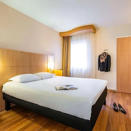 Ibis Centrum 3*
