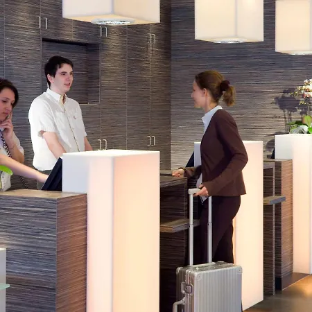 Ibis Centrum 3*