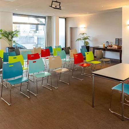 Ibis Centrum 3*