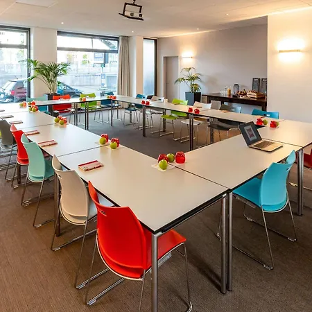 Ibis Centrum 3*
